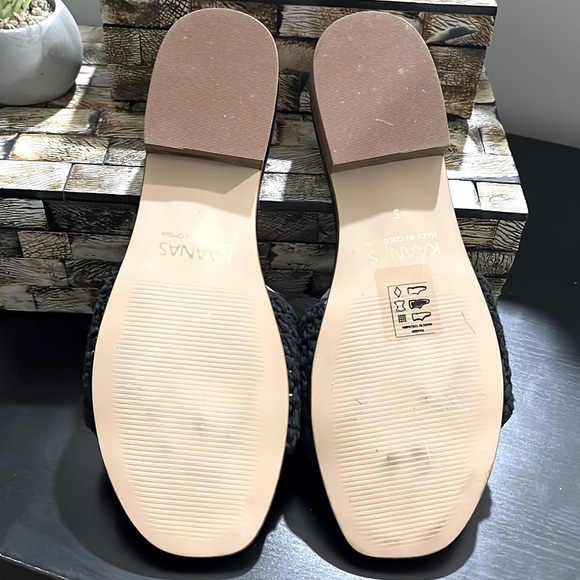 NWT KAANAS Serin Slide Sandals - Black - Size 5 - Picture 10 of 13